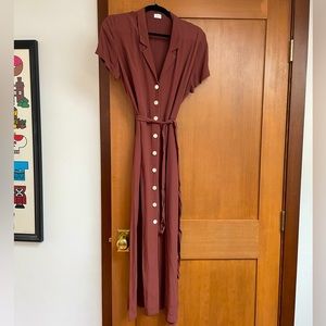 WILFRED short sleeve button down maxi dress w/ waist tie. Size M